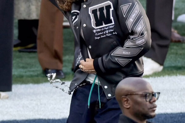Blue Ivy Attended The Super Bowl Alongside Father Jay Z In A Off White Letterman Jacket And Balenciaga Handbag 3