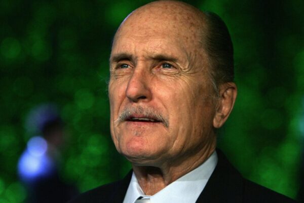 Actor Robert Duvall arrives at the Vanity Fair Oscar Party at Mortons on February 27, 2005 in West Hollywood, California.