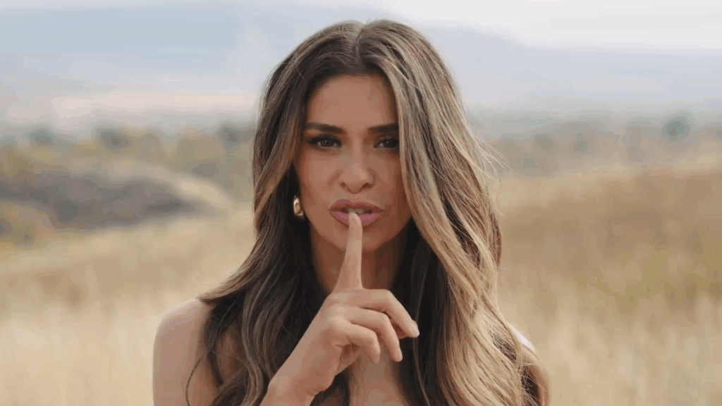 Taylor Frankie Paul in the Season 4 teaser.