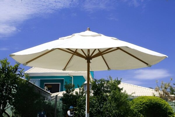 Expert Tips for Buying Outdoor Umbrellas Sydney